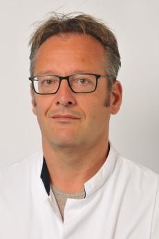 Zengerink, J.F. Chirurg