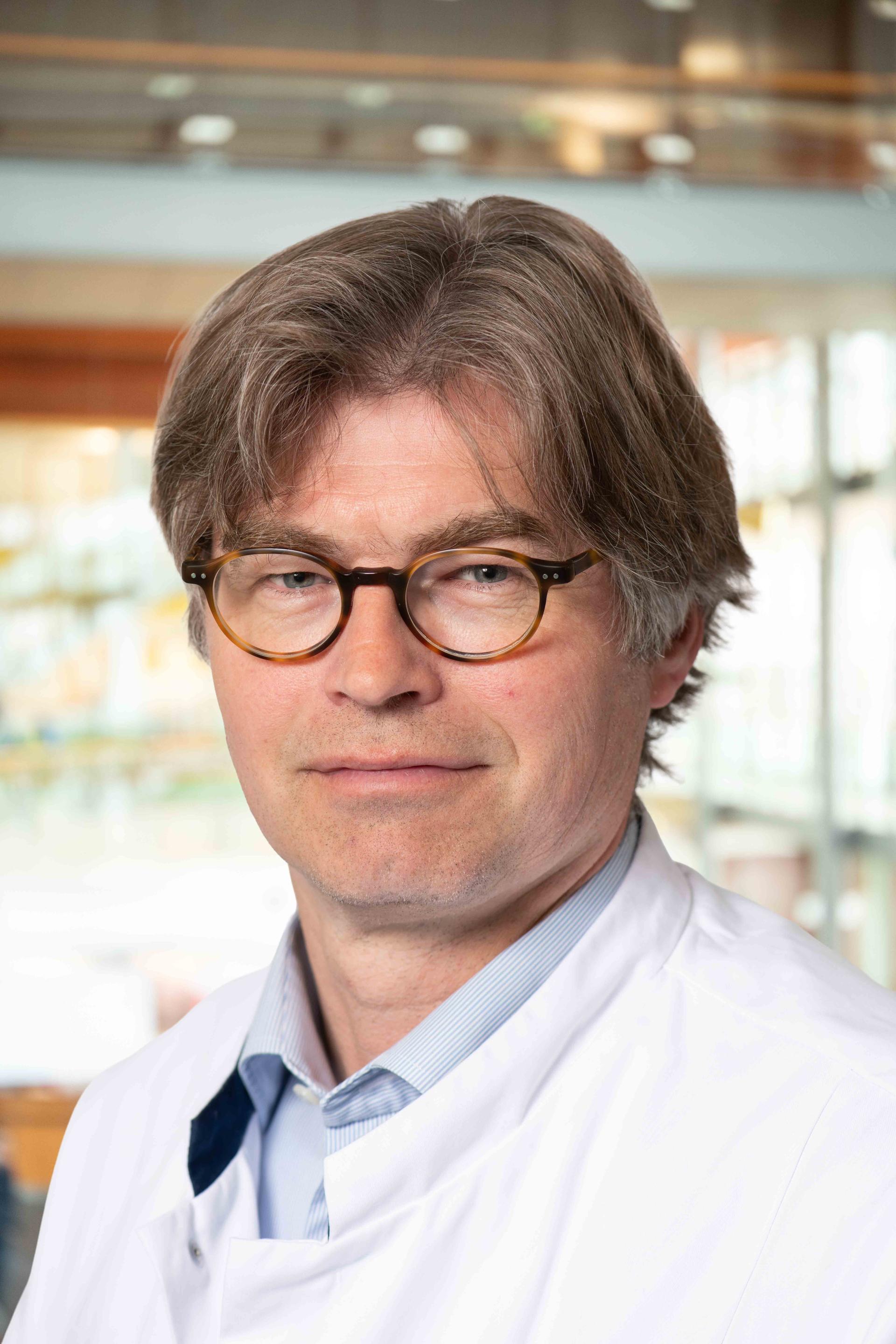 ruyven-van-r.l.j_oogarts